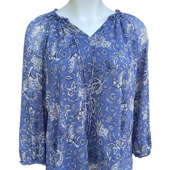 Lane Bryant Tops - Lane Bryant Blue and White Floral Blouse gold glitter sheer Elastic bell sleeve